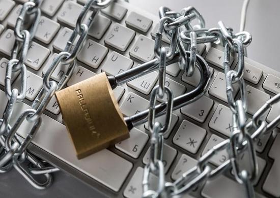 «Единая Россия» намерена заблокировать агитацию в интернете