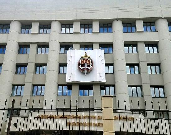 Полиция накрыла подпольный цех по производству алкоголя в Дзержинске