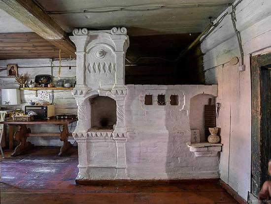 Опубликованы фото уникальной русской печи, сохранившейся в Нижегородской области