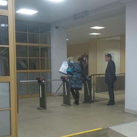 Подарки несут в администрацию Нижнего Новгорода