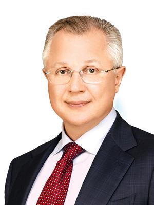 Фирма, выселяющая жильцов из многоквартирного дома в Зеленом городе Нижнего Новгорода, принадлежит депутату Агафонову