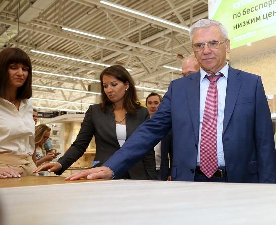 И.о.вице-губернатора Люлин участвовал в открытии гипермаркета  «Леруа Мерлен» в Нижнем Новгороде