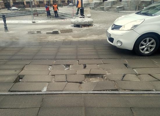 Мэрия судится с фирмой, благоустраивавшей Большую Покровскую в Нижнем Новгороде