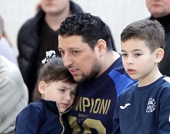 Уже более трех суток жене и детям Аль-Тбахи, задержанного в Нижнем Новгороде, силовики не сообщают о его местонахождении